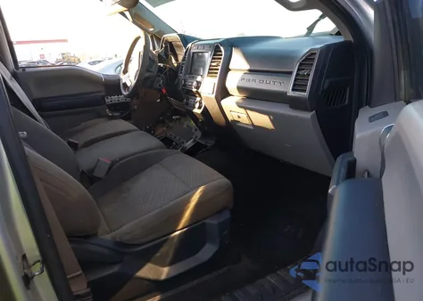 2017 Ford F-250 Xlt z USA, uszkodzony, nr VIN 1FT7W2BT2HEC25048